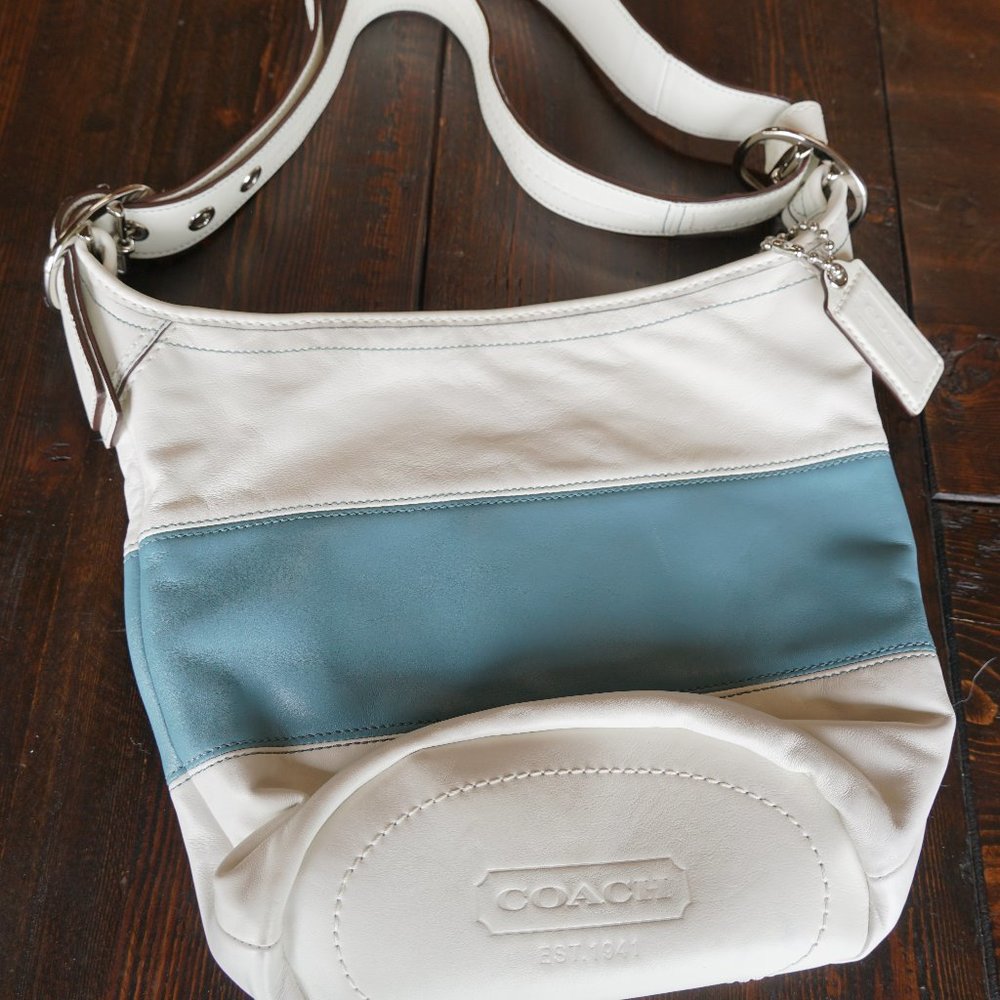 Coach Leather Bucket One Shoulder Crossbody Purse